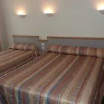 מלון Des Vosges 2*